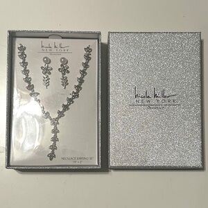 Sparkling Crystal Floral Necklace Dangling Earring Occasion Jewelry Set